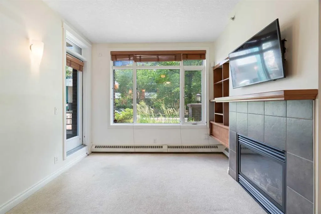 990 Centre Avenue NE, #124