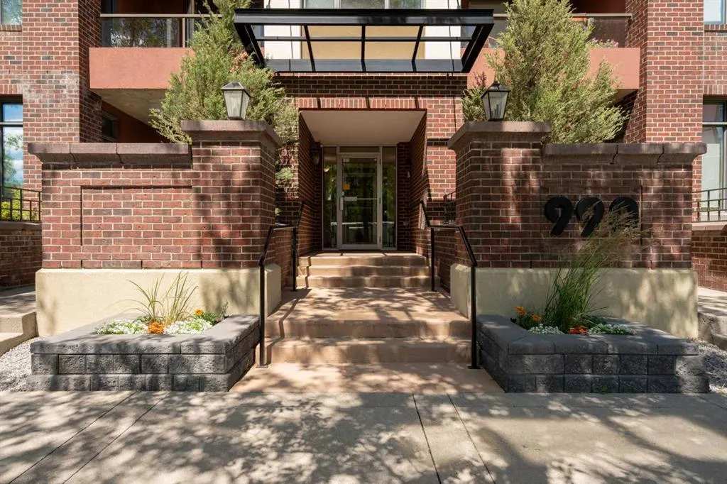 990 Centre Avenue NE, #124