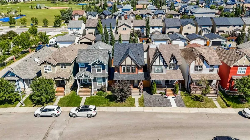 77 New Brighton Heights SE