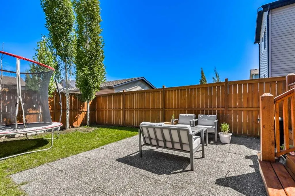 77 New Brighton Heights SE