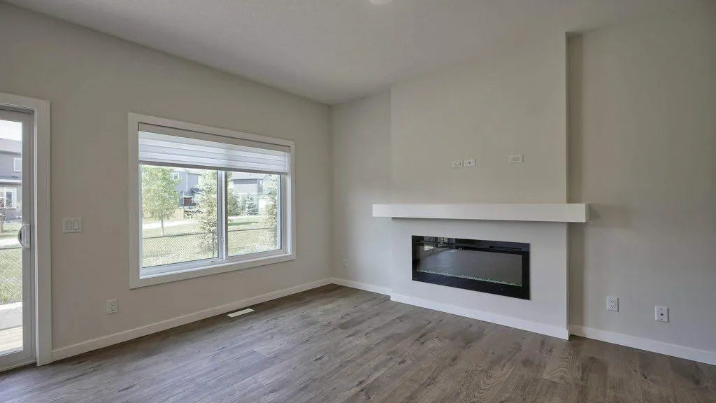 264 Legacy Glen Parade SE