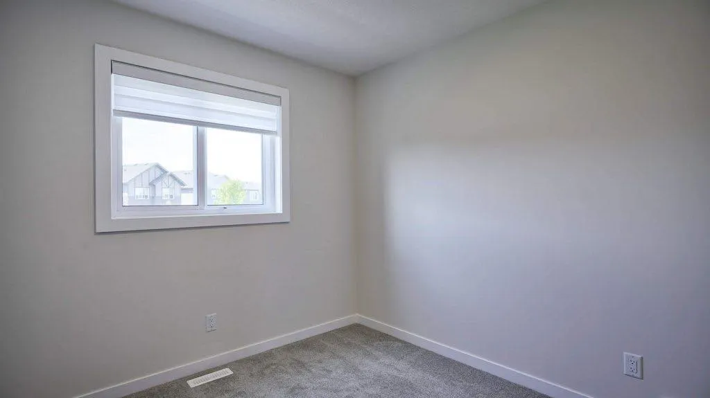 264 Legacy Glen Parade SE