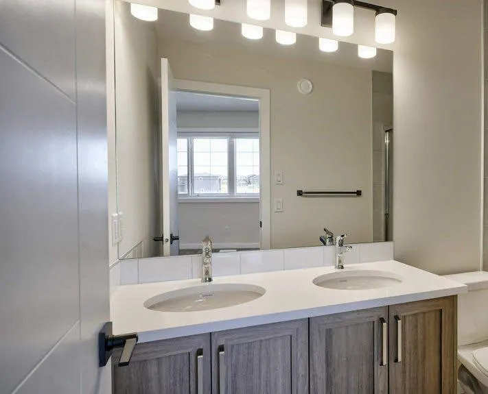 264 Legacy Glen Parade SE