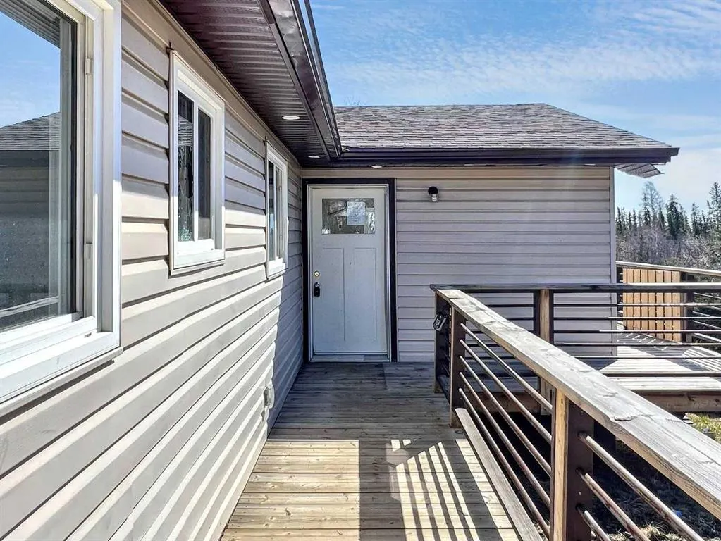 57 Poplar Crescent
