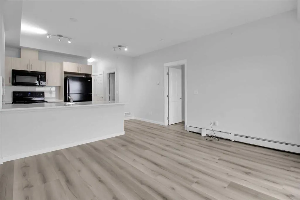 215 Legacy Boulevard SE, #1417