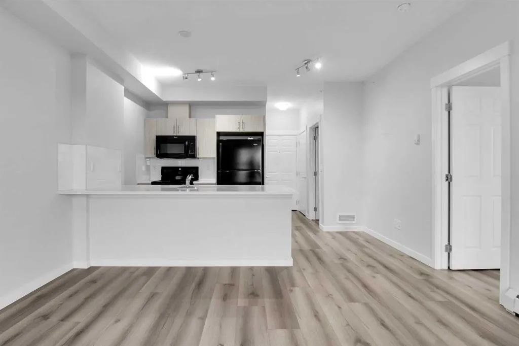 215 Legacy Boulevard SE, #1417