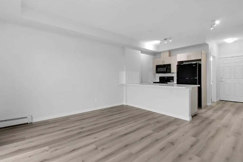 215 Legacy Boulevard SE, #1417