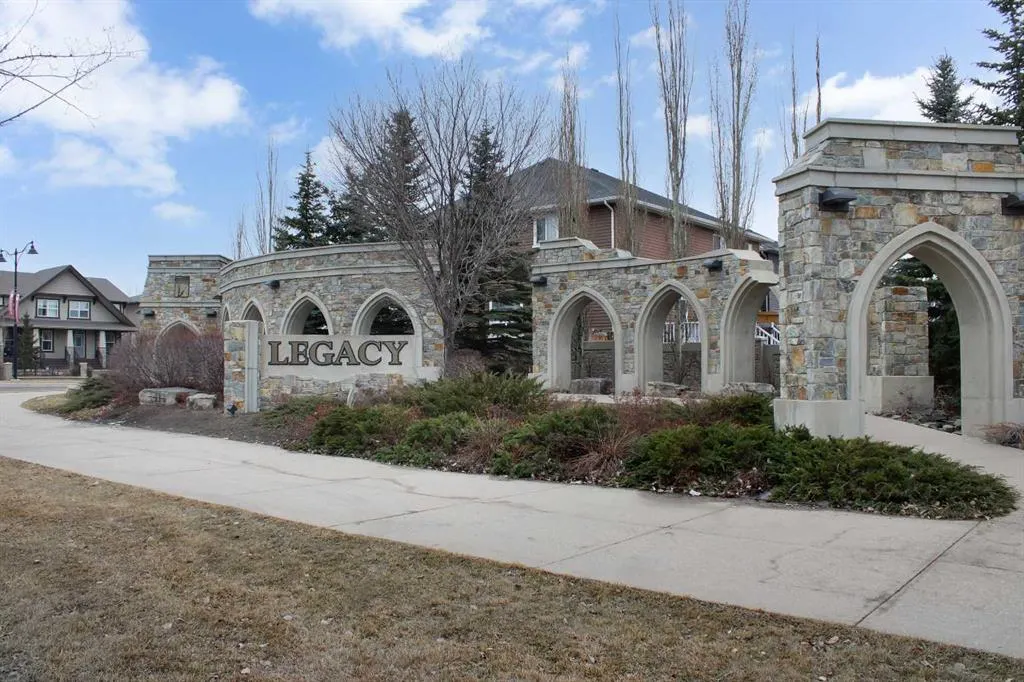215 Legacy Boulevard SE, #1417