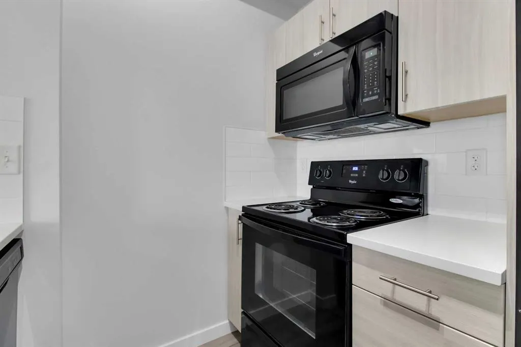 215 Legacy Boulevard SE, #1417