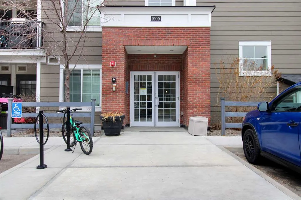 215 Legacy Boulevard SE, #1417