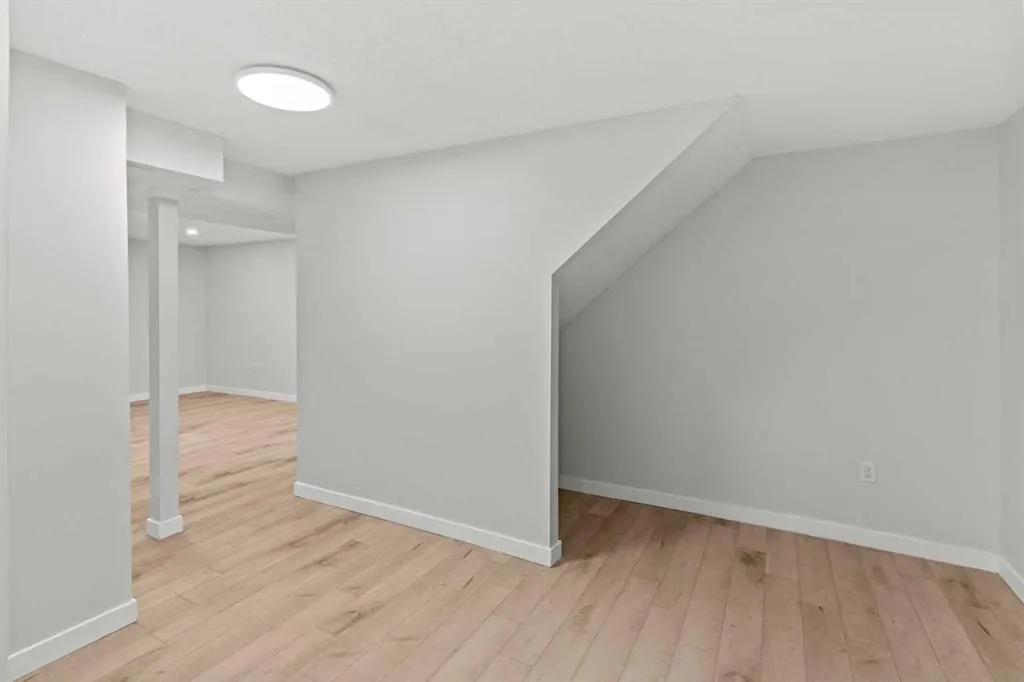 92 Templeby Road NE