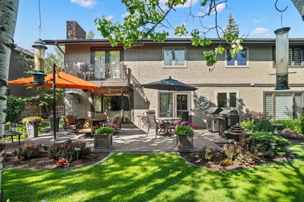 36 Baycrest Place SW