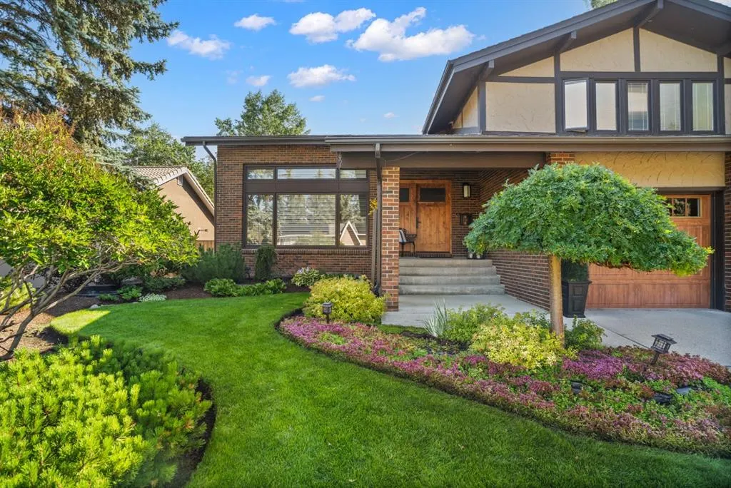 36 Baycrest Place SW
