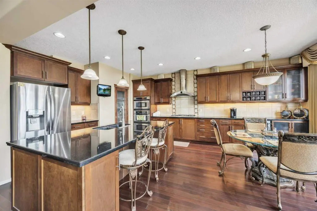 360 Evanspark Circle NW