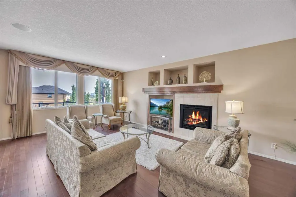 360 Evanspark Circle NW