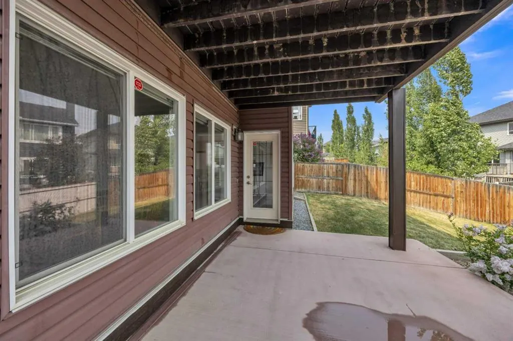 360 Evanspark Circle NW