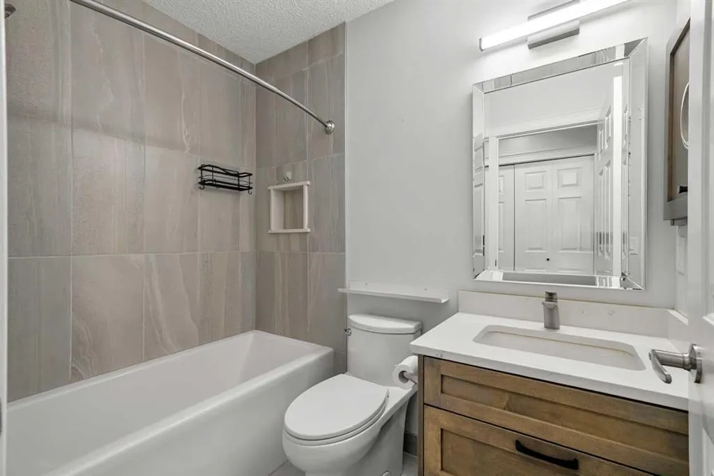 207 Arbour Butte Road NW
