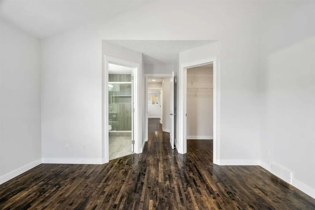 207 Arbour Butte Road NW
