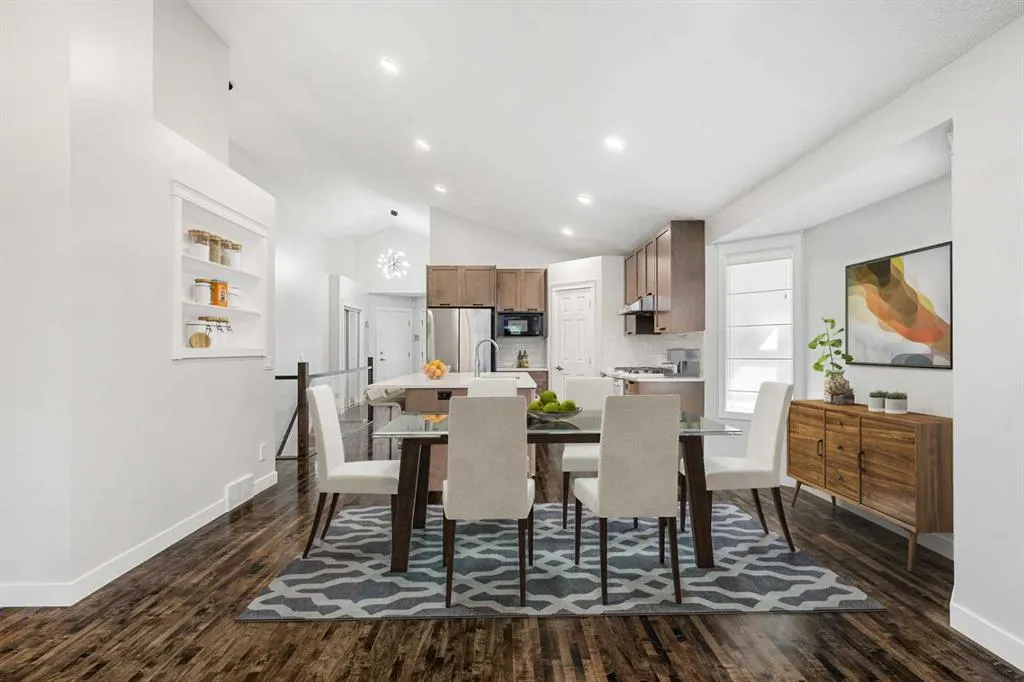 207 Arbour Butte Road NW