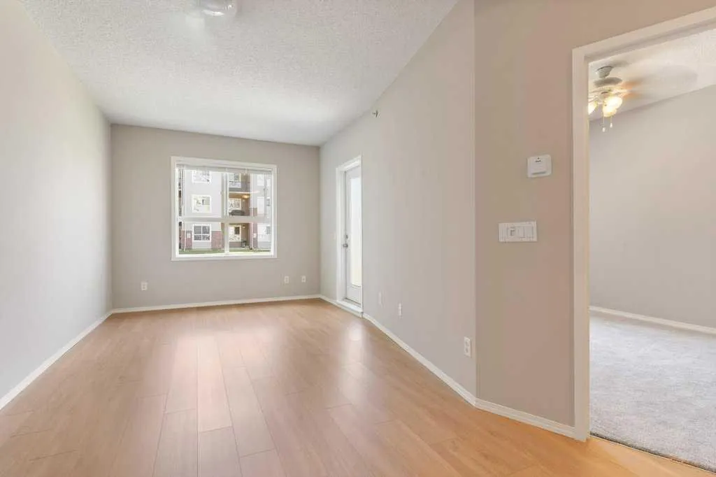 73 Erin Woods Court SE, #1107
