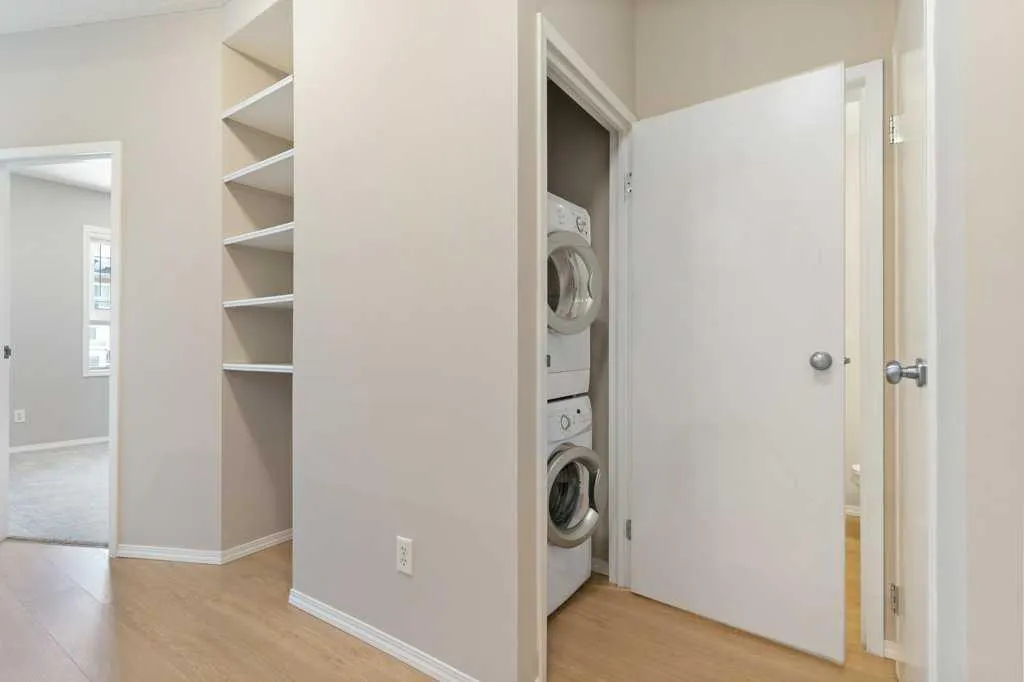 73 Erin Woods Court SE, #1107