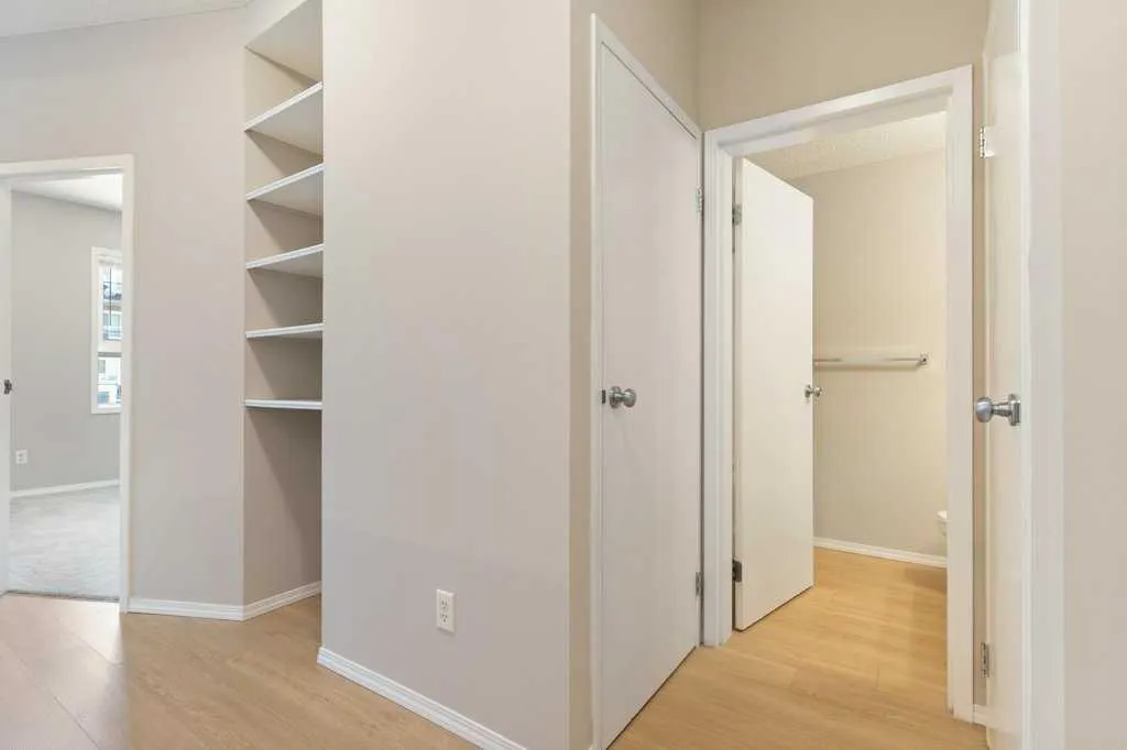 73 Erin Woods Court SE, #1107