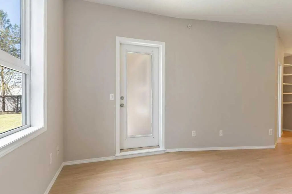 73 Erin Woods Court SE, #1107