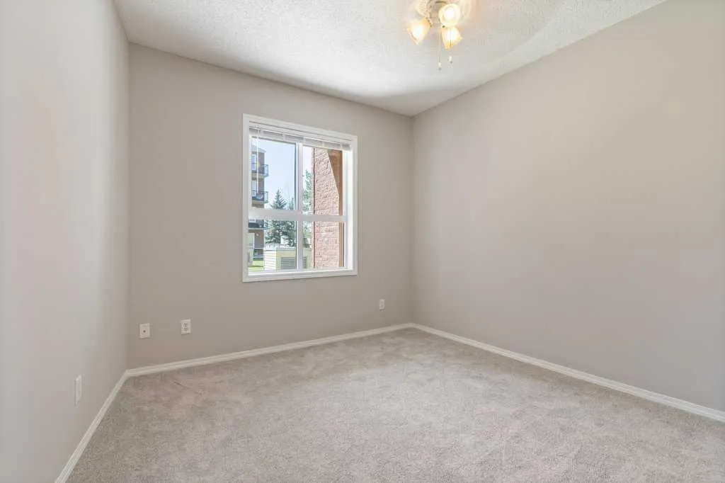 73 Erin Woods Court SE, #1107