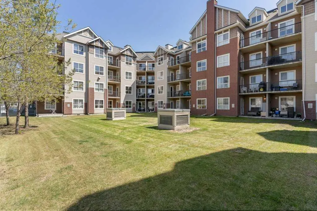 73 Erin Woods Court SE, #1107