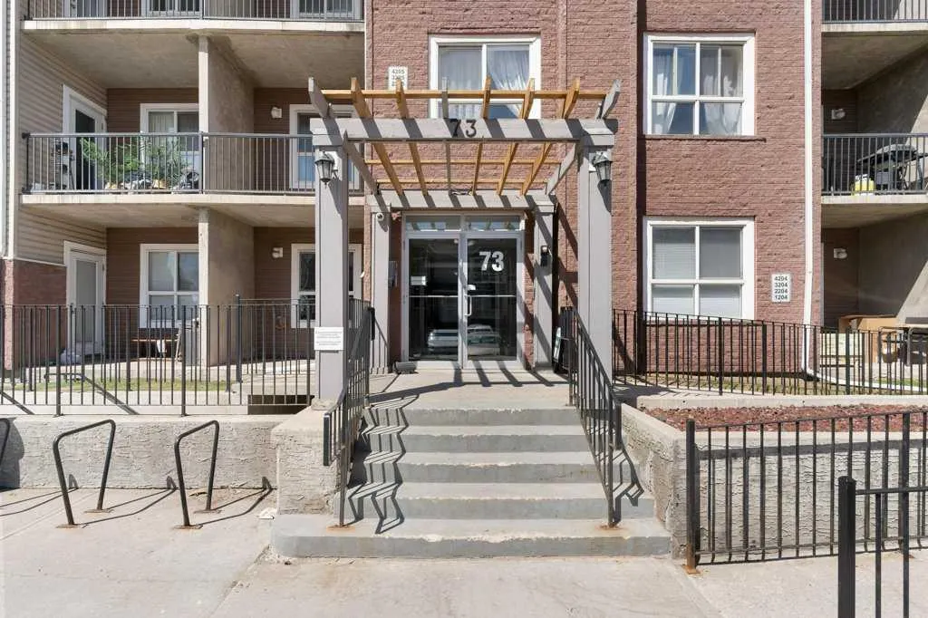73 Erin Woods Court SE, #1107