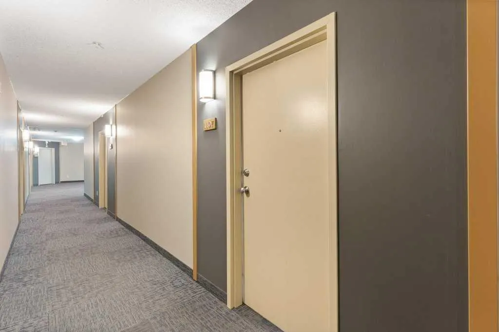 73 Erin Woods Court SE, #1107