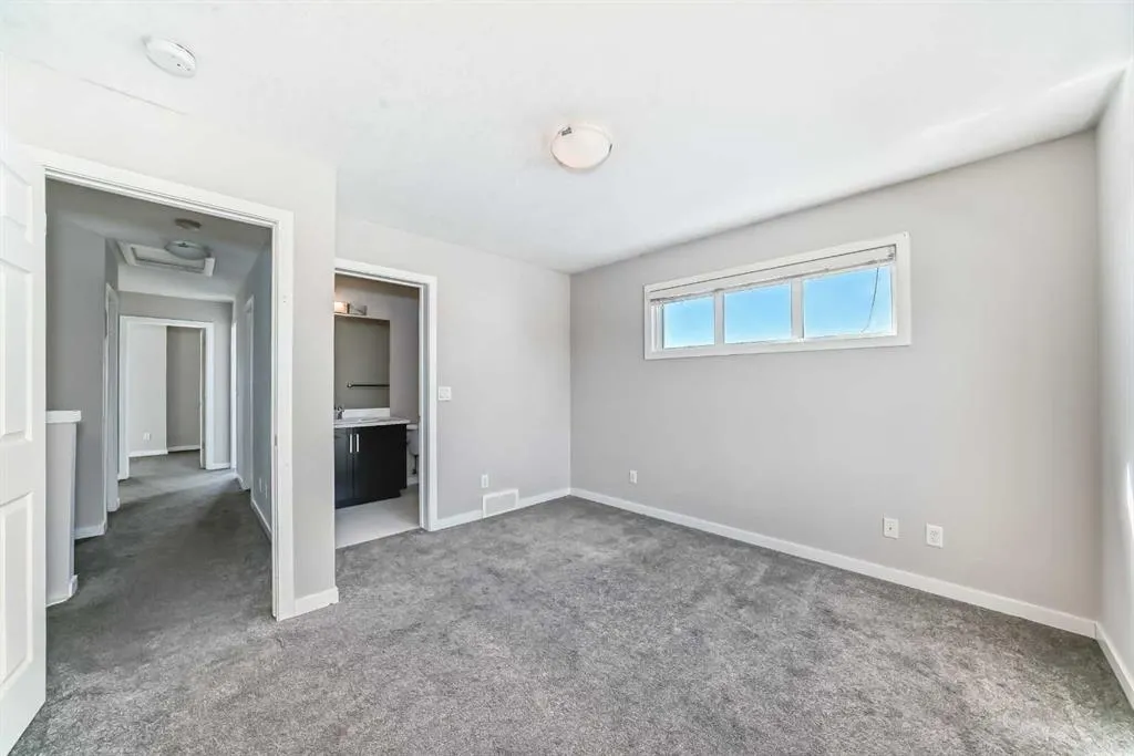 203 Copperstone Park SE