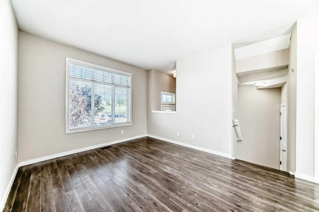203 Copperstone Park SE