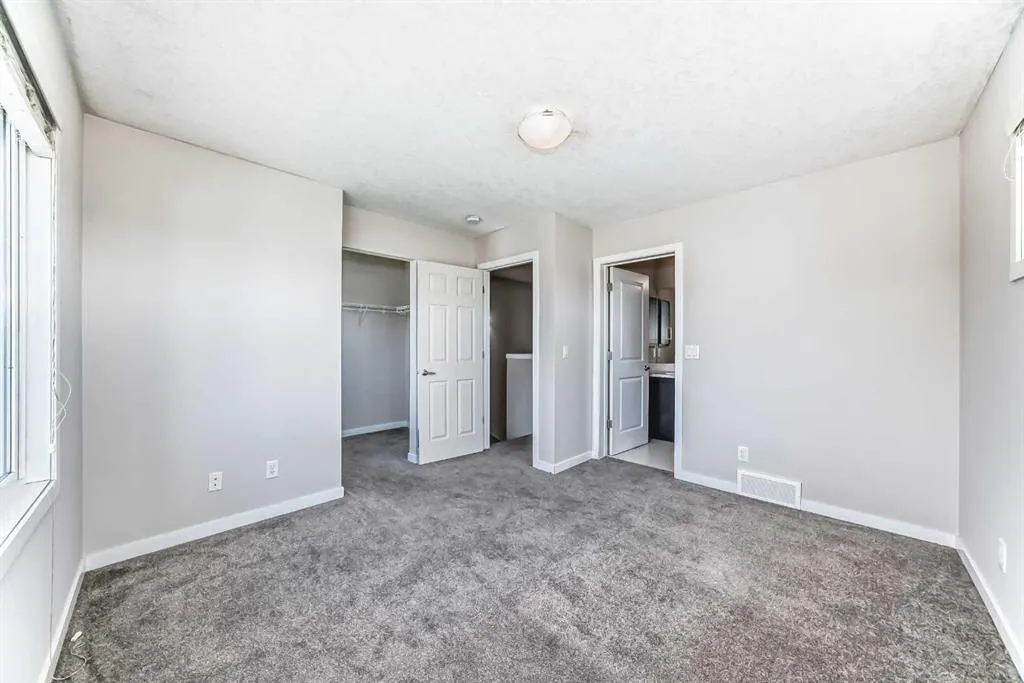 203 Copperstone Park SE