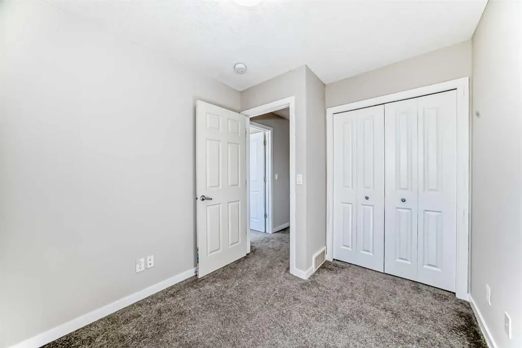 203 Copperstone Park SE