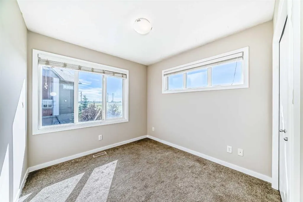 203 Copperstone Park SE