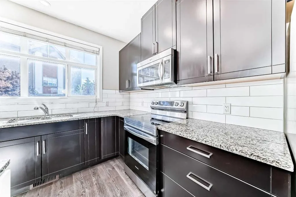 203 Copperstone Park SE
