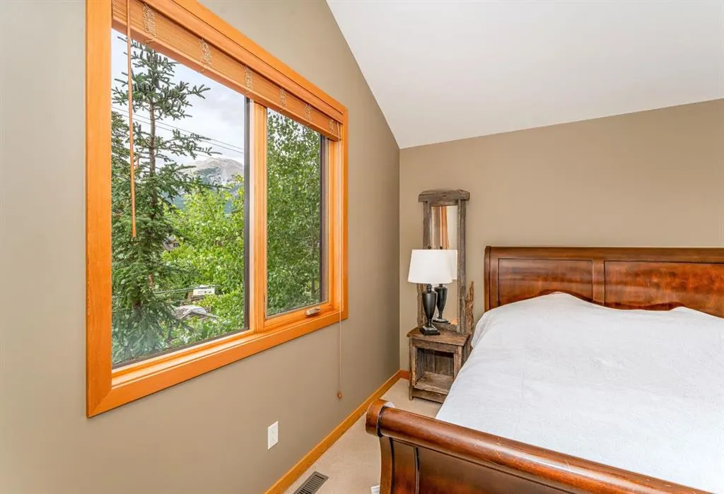 722 3rd Street, #2