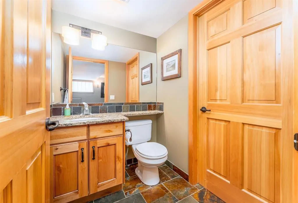 722 3rd Street, #2