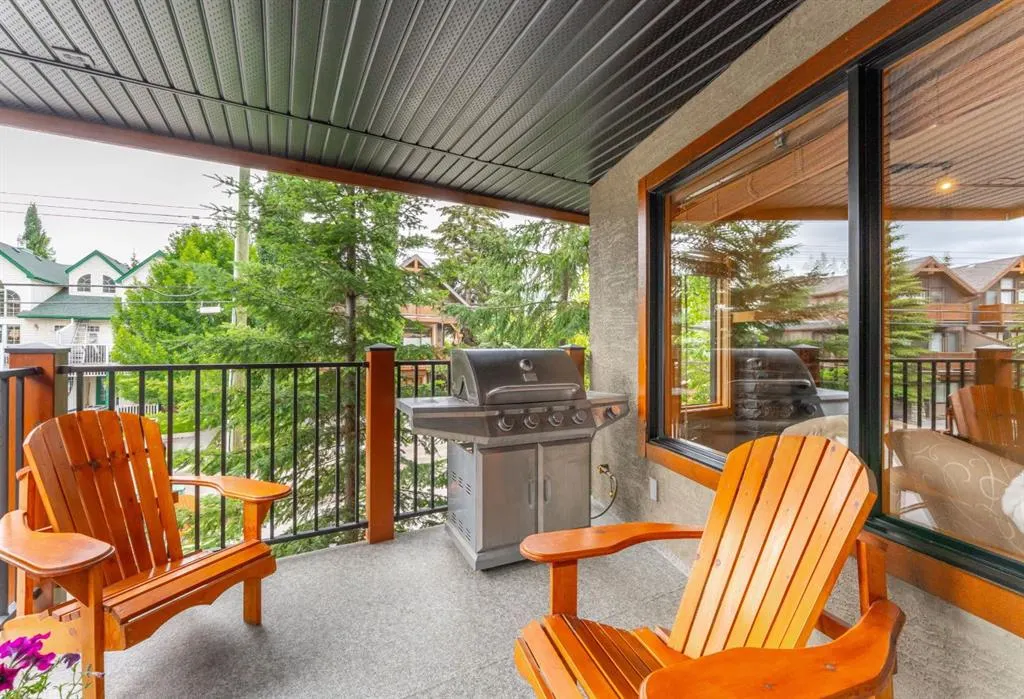 722 3rd Street, #2