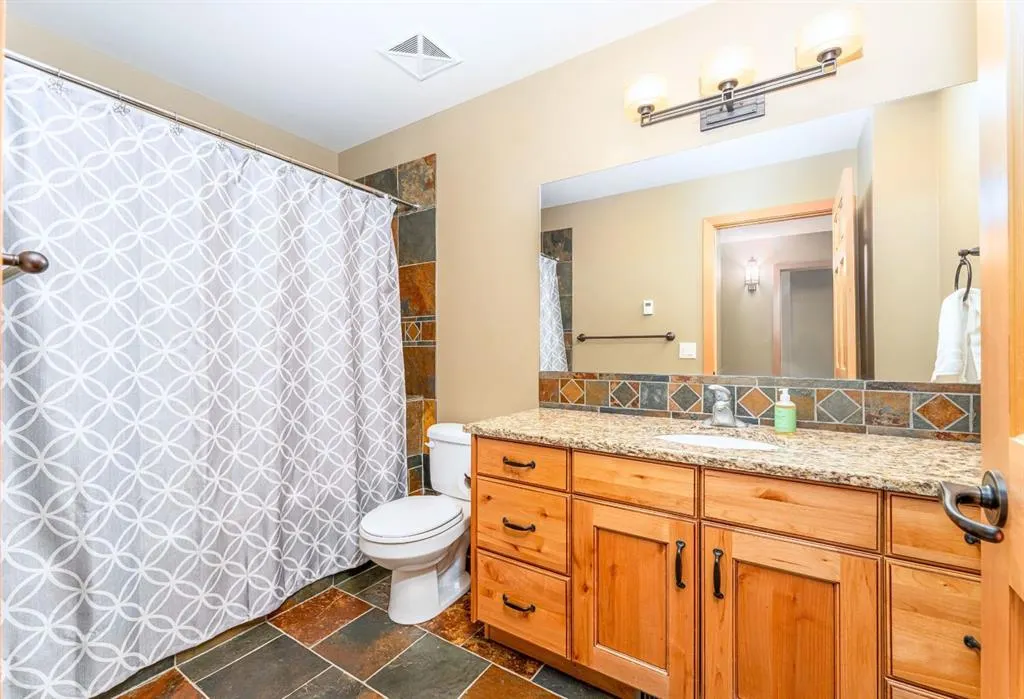 722 3rd Street, #2