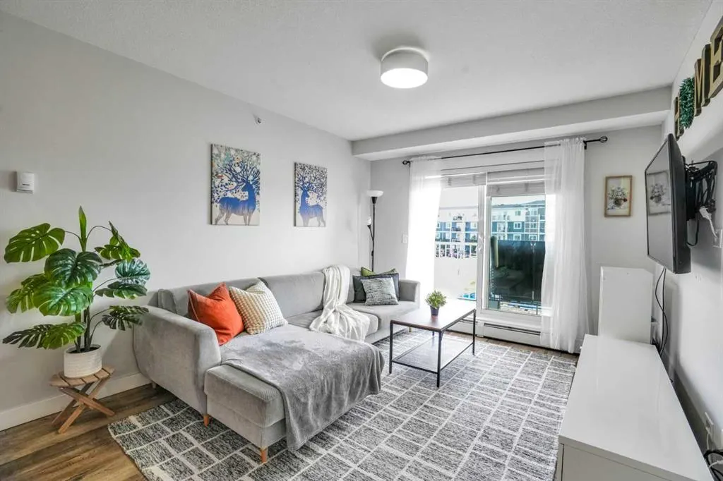 302 Skyview ranch Drive NE, #1308
