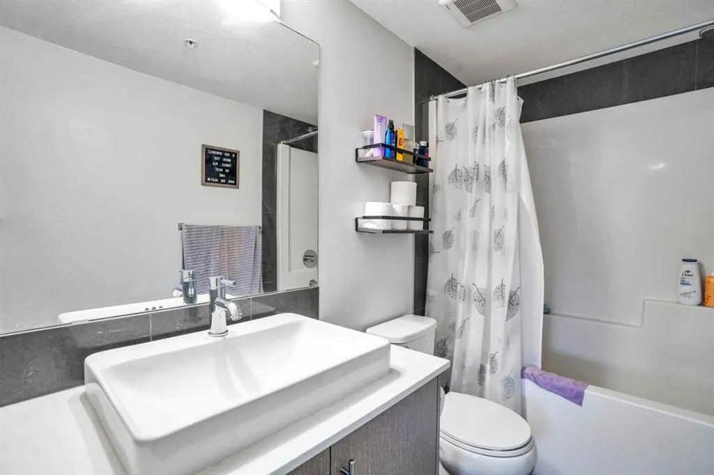 302 Skyview ranch Drive NE, #1308