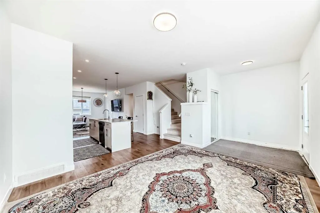 164 Cornerstone Grove NE