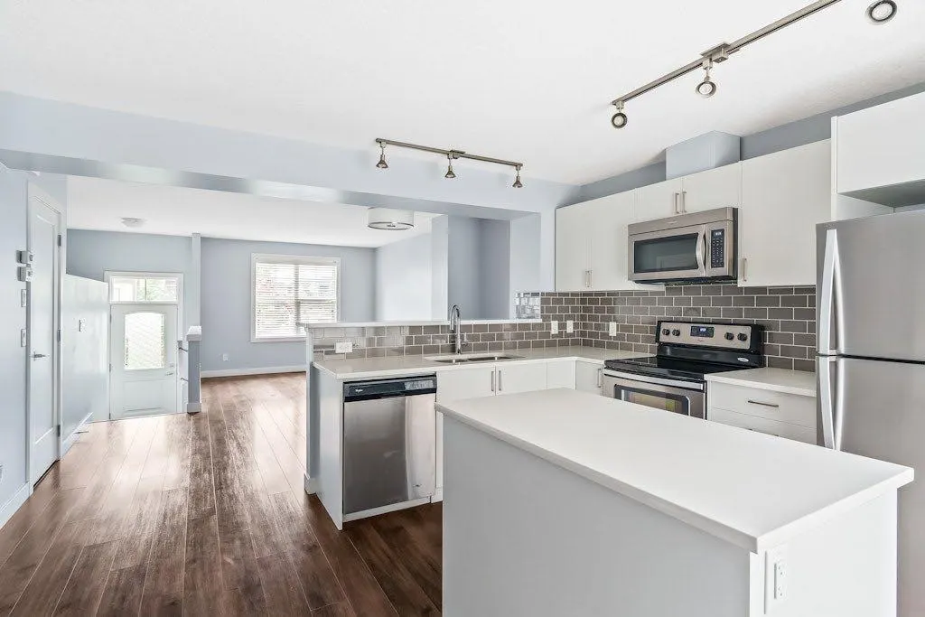 4 Evanscrest Gardens NW
