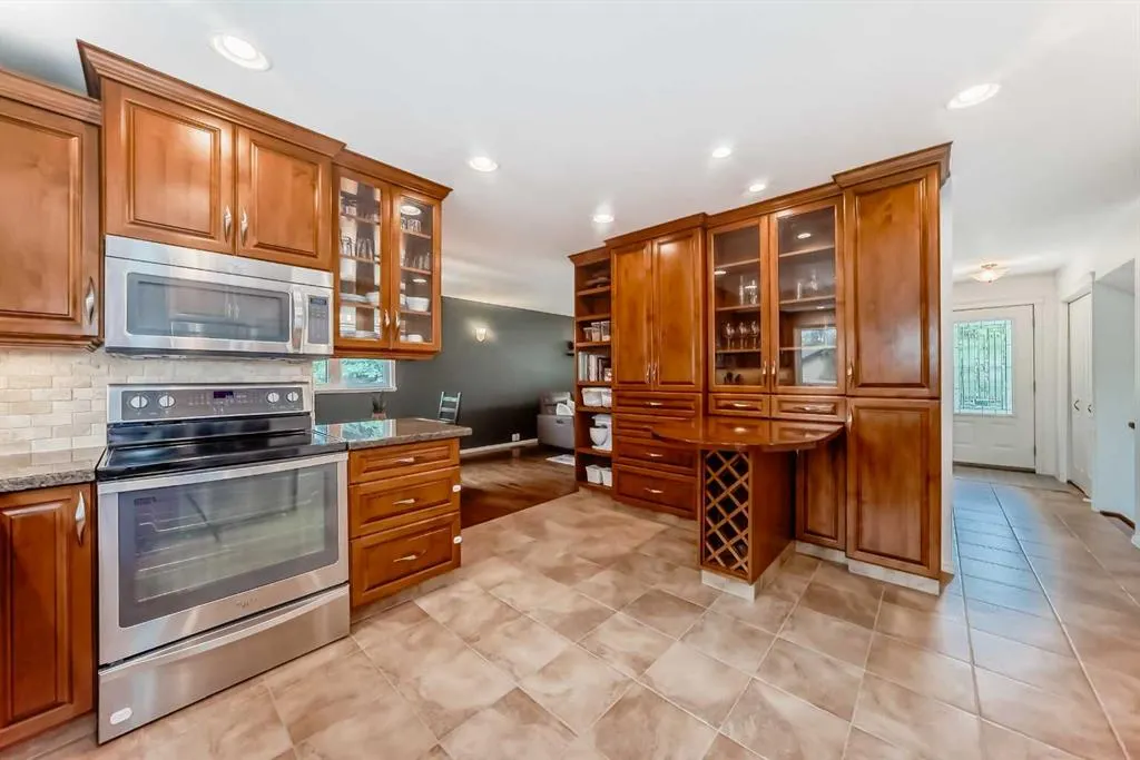 832 Cannell Road SW
