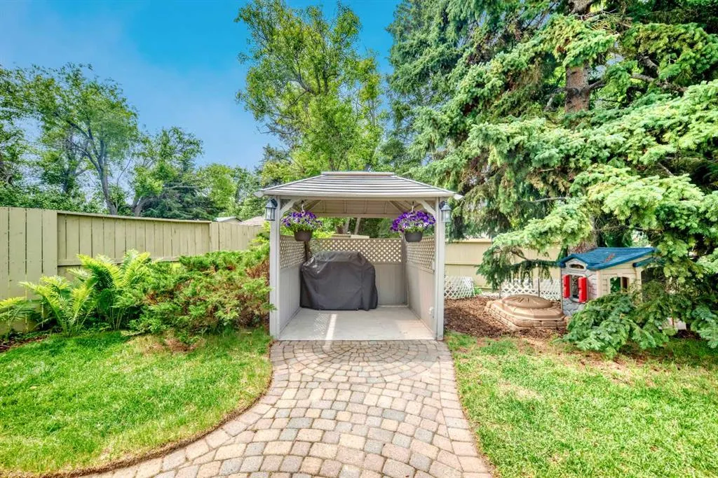 832 Cannell Road SW