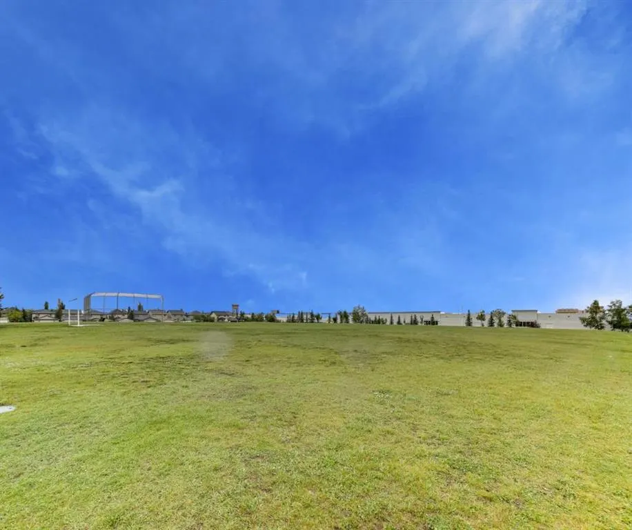 124 Prestwick Villas SE