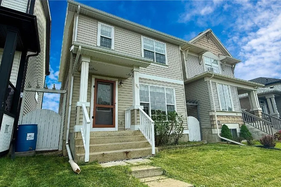124 Prestwick Villas SE
