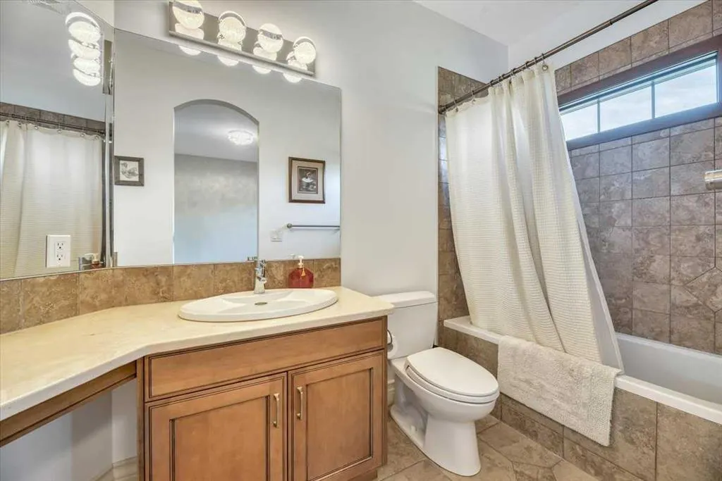 306087 Aspen Meadows Rise E